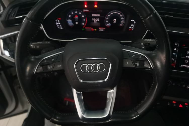 Used Audi Q3 2021 35 TFSI Fashion Dynamic Model Steering Wheel