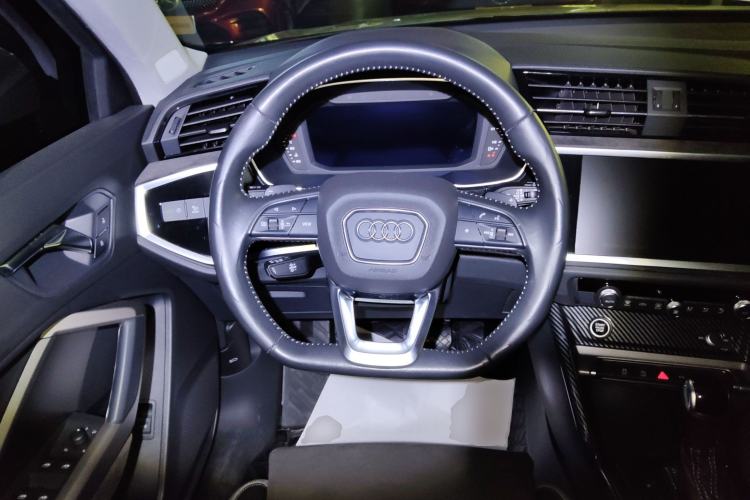 Used Audi Q3 2021 35 TFSI Fashion Dynamic Model Steering Wheel