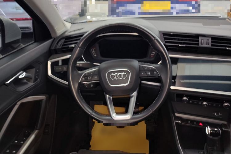Used Audi Q3 2021 35 TFSI Progressive Dynamic Edition Steering Wheel
