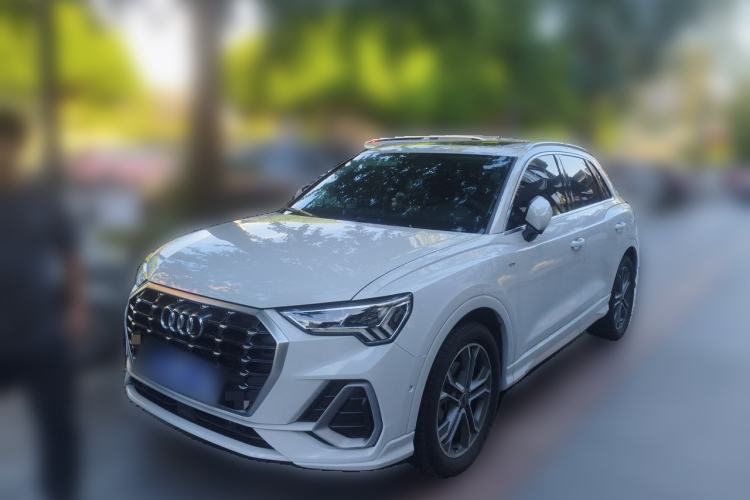 Used Audi Q3 2021 40 TFSI Fashion Dynamic Model Guazi used car, China used car export, Used car for sale, Used cars, Cheapest cars for sale