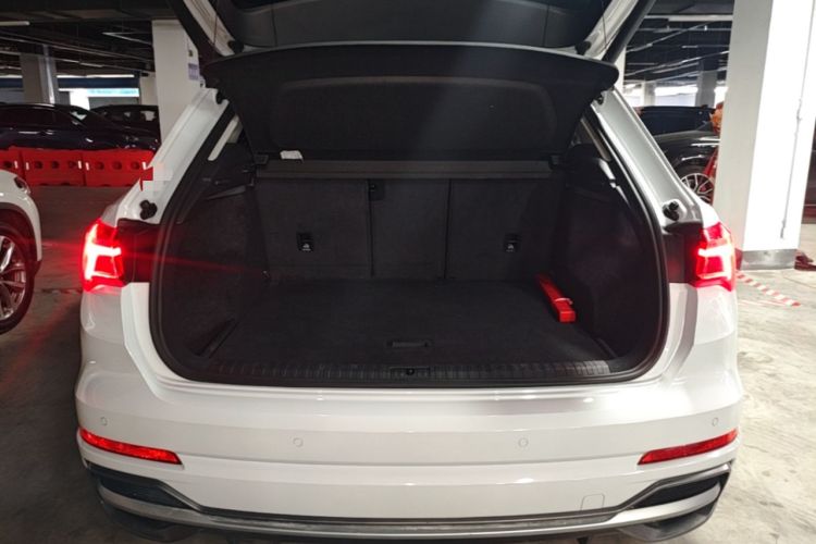 Used Audi Q3 2021 35 TFSI Progressive Dynamic Edition Trunk