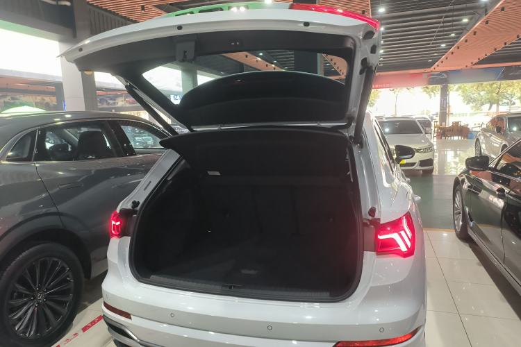 Used Audi Q3 2021 35 TFSI Fashion Dynamic Model Trunk