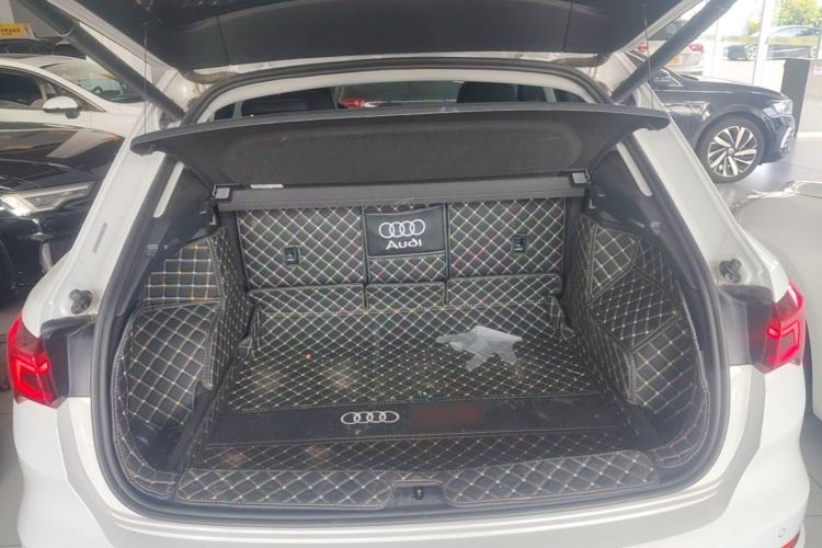 Used Audi Q3 2021 35 TFSI Progressive Dynamic Edition Trunk