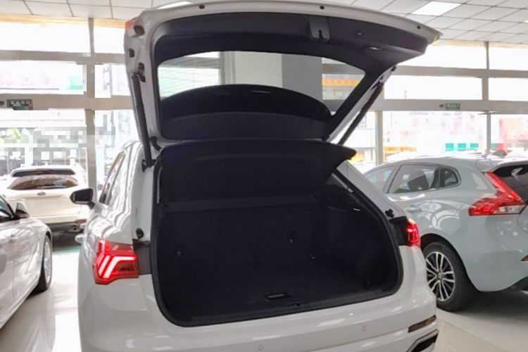 Used Audi Q3 2021 35 TFSI Progressive Dynamic Edition Trunk
