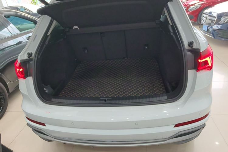 Used Audi Q3 2021 35 TFSI Progressive Dynamic Edition Trunk