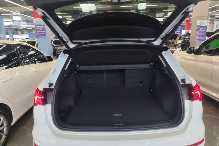 Used Audi Q3 2021 35 TFSI Fashion Dynamic Model Trunk