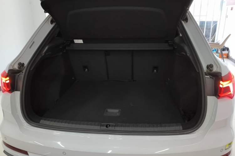 Used Audi Q3 2021 35 TFSI Fashion Dynamic Model Trunk