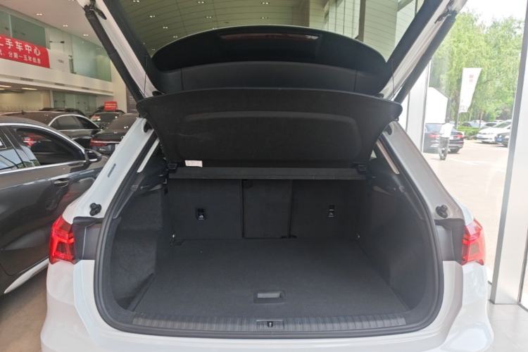 Used Audi Q3 2021 35 TFSI Fashionable and Elegant Model Trunk