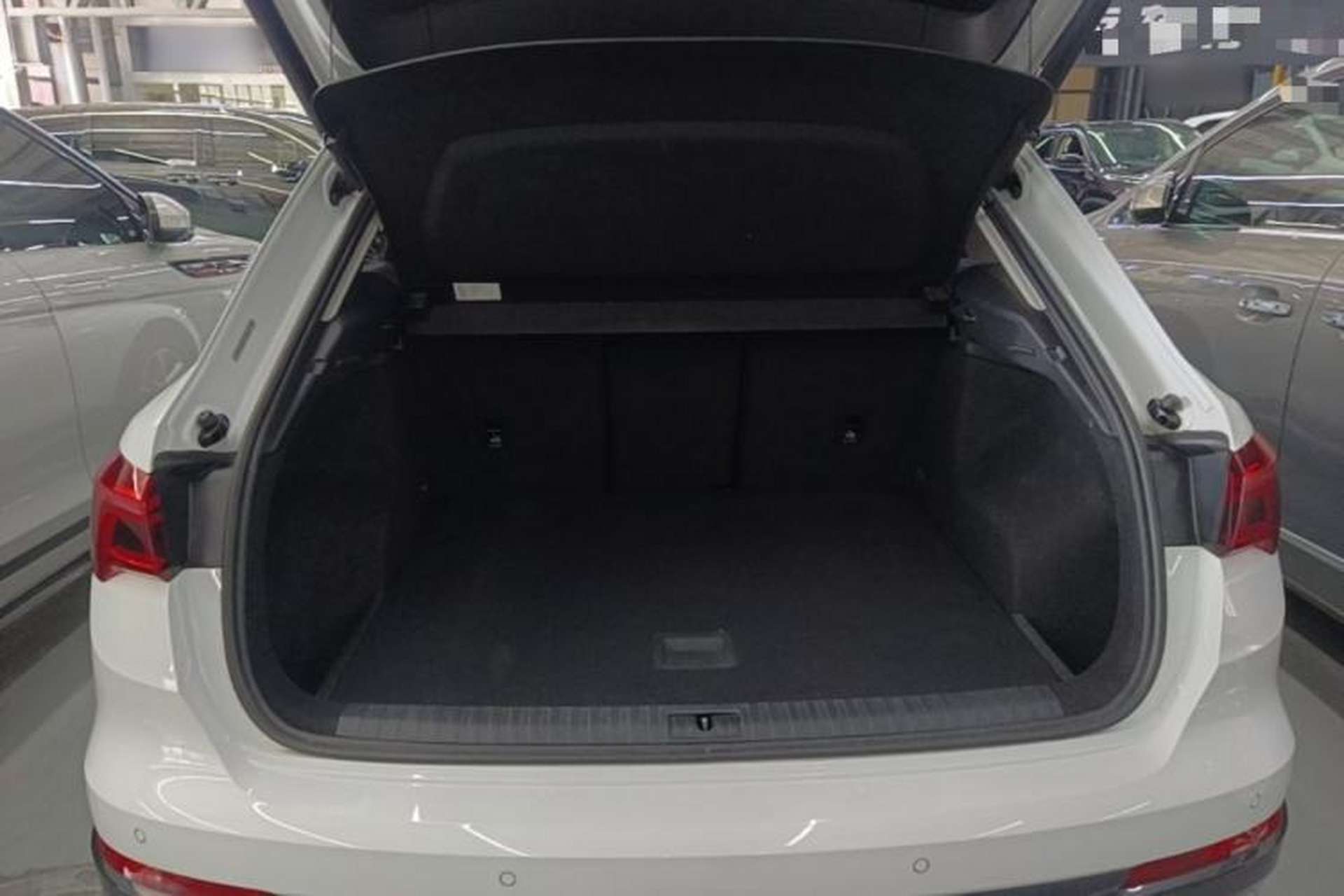Used Audi Q3 2021 35 TFSI Fashionable and Elegant Model Trunk