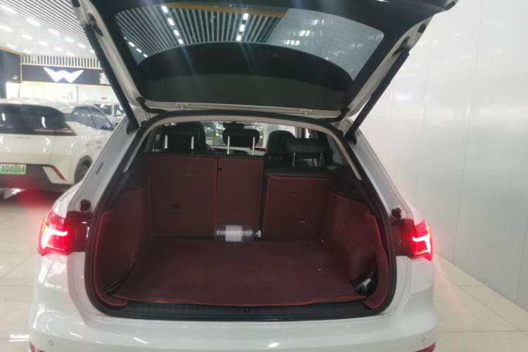 Used Audi Q3 2021 35 TFSI Fashion Dynamic Model Trunk