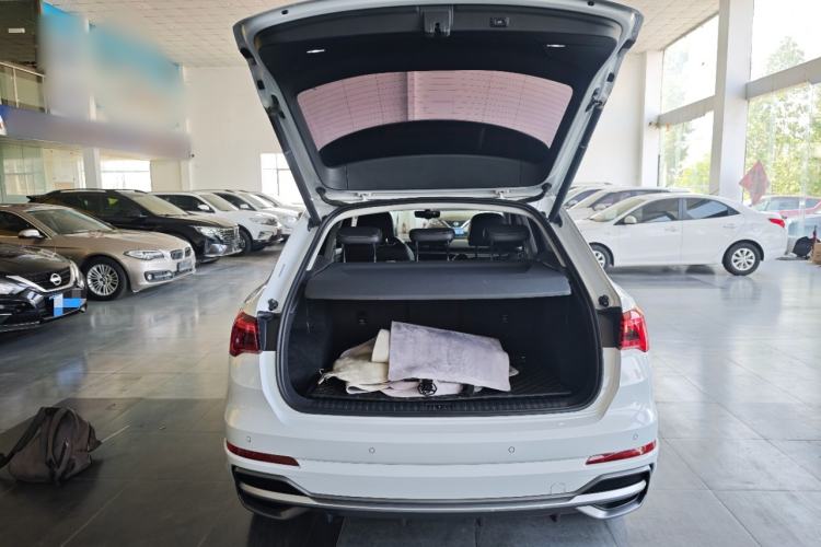 Used Audi Q3 2021 35 TFSI Progressive Dynamic Edition Trunk