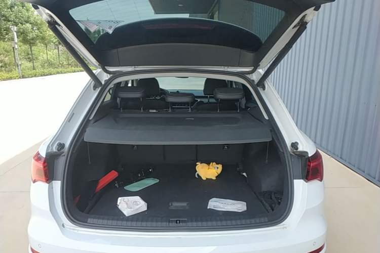 Used Audi Q3 2021 45 TFSI quattro Fashion Dynamic Model Trunk