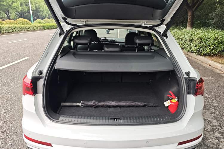 Used Audi Q3 2021 35 TFSI Fashion Dynamic Model Trunk