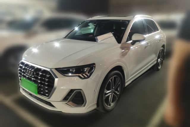 Used Audi Q3 2021 40 TFSI Fashion Dynamic Model