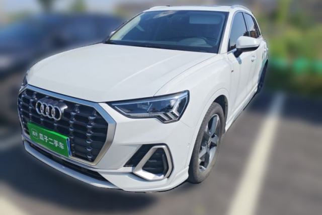 Used Audi Q3 2021 35 TFSI Fashion Dynamic Model