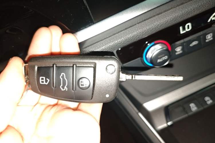 Used Audi Q3 2021 35 TFSI Progressive Dynamic Edition Vehicle Key