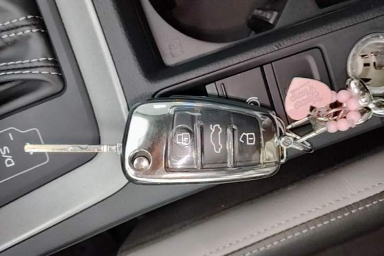 Used Audi Q3 2021 35 TFSI Progressive Dynamic Edition Vehicle Key