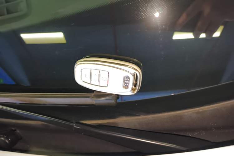 Used Audi Q3 2021 35 TFSI Progressive Dynamic Edition Vehicle Key