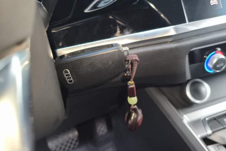 Used Audi Q3 2021 35 TFSI Progressive Dynamic Edition Vehicle Key