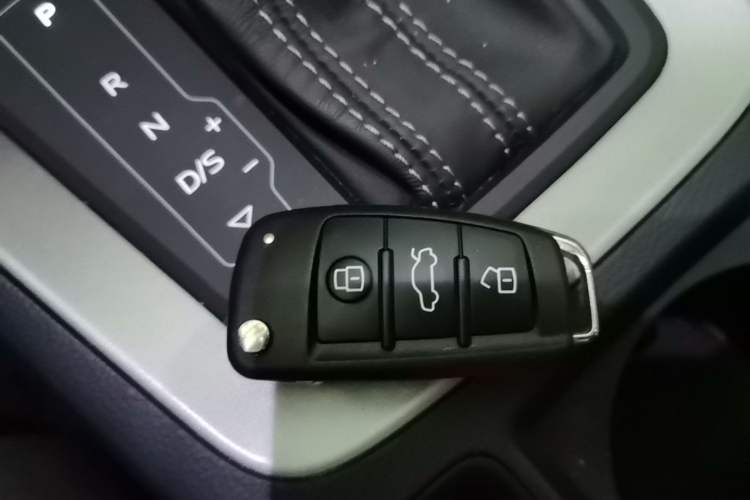 Used Audi Q3 2021 35 TFSI Progressive Dynamic Edition Vehicle Key