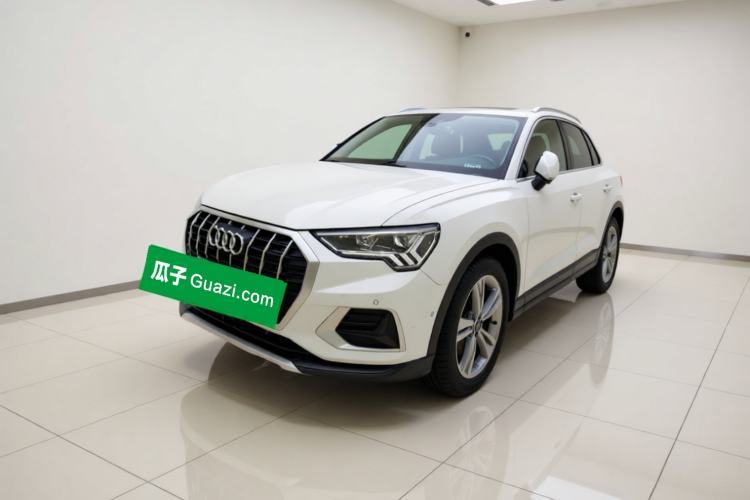 Used Audi Q3 2021 35 TFSI Fashionable and Elegant Model Guazi used car, China used car export, Used car for sale, Used Audi cars, Cheapest cars for sale