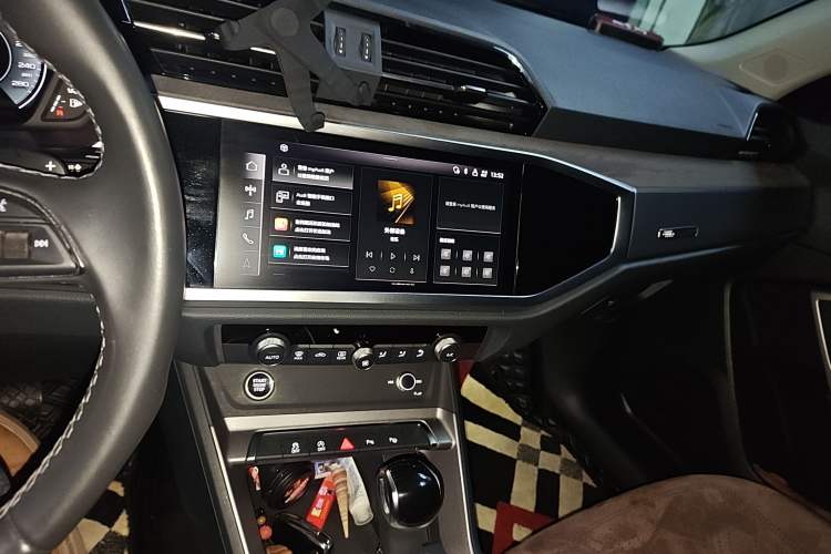 Used Audi Q3 2022 35 TFSI Fashion Dynamic Model Audio And AC Panel