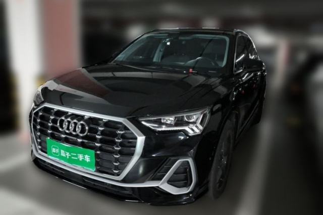 Used Audi Q3 2022 35 TFSI Fashion Dynamic Model