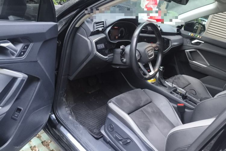 Used Audi Q3 2022 35 TFSI Fashion Dynamic Model Driver Seat