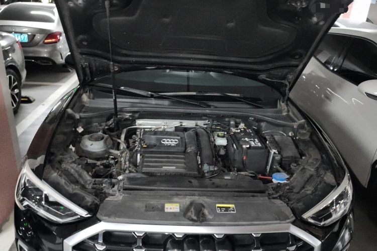 Used Audi Q3 2022 35 TFSI Fashion Dynamic Model Engine Bay