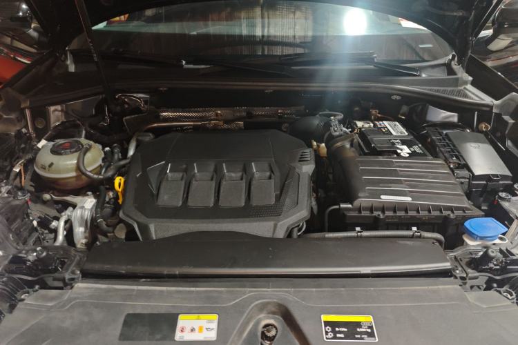 Used Audi Q3 2022 40 TFSI Fashion Dynamic Model Engine Bay