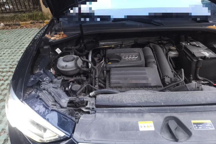 Used Audi Q3 2022 35 TFSI Fashion Dynamic Model Engine Bay Right