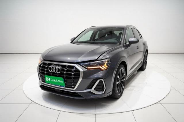 Used Audi Q3 2022 35 TFSI Fashion Dynamic Model