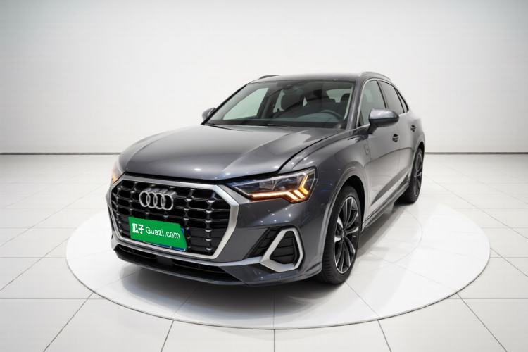 Used Audi Q3 2022 35 TFSI Fashion Dynamic Model Guazi used car, China used car export, Used car for sale, Used cars, Cheapest cars for sale