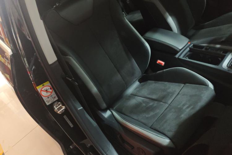 Used Audi Q3 2022 40 TFSI Fashion Dynamic Model Right Front Seat