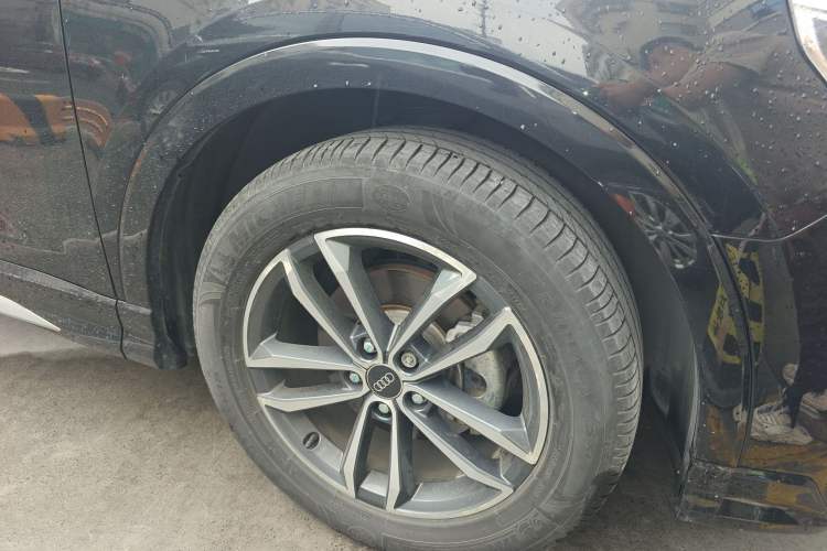 Used Audi Q3 2022 35 TFSI Progressive Dynamic Edition Right Front Wheel Hub