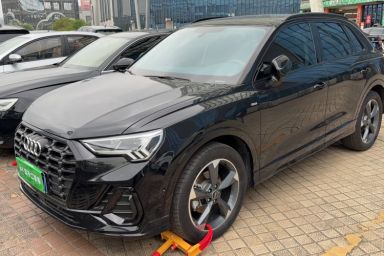 Used Audi Q3 2022 35 TFSI Fashion Dynamic Model