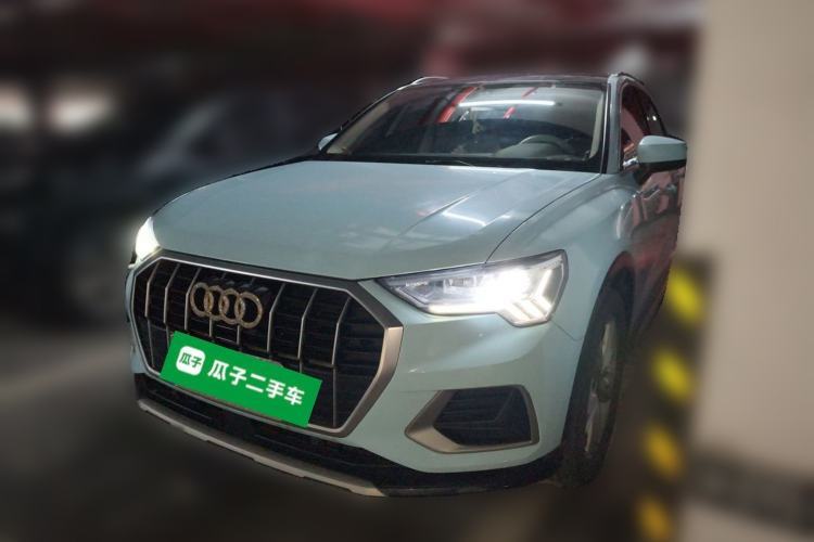 Used Audi Q3 2022 35 TFSI Fashionable and Elegant Model Guazi used car, China used car export, Used car for sale, Used  cars, Cheapest cars for sale
