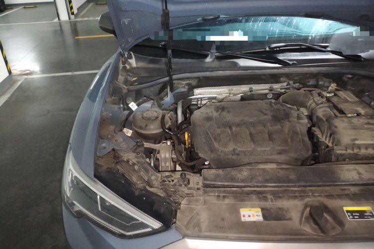 Used Audi Q3 2022 40 TFSI RS Package Performance Model Engine Bay Right