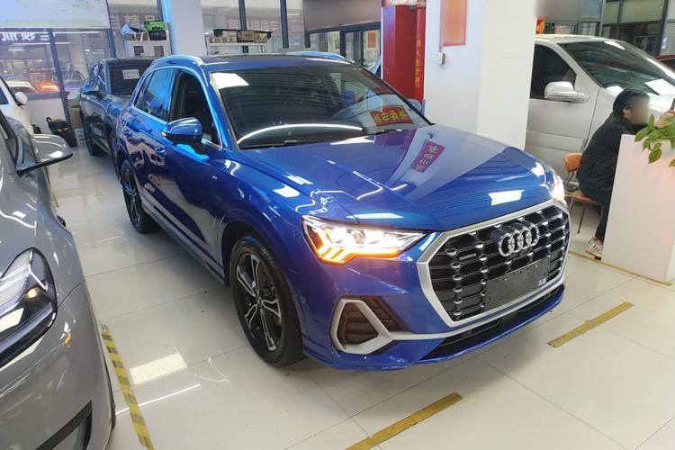 Used Audi Q3 2022 45 TFSI quattro Fashion Dynamic Model Exterior 1