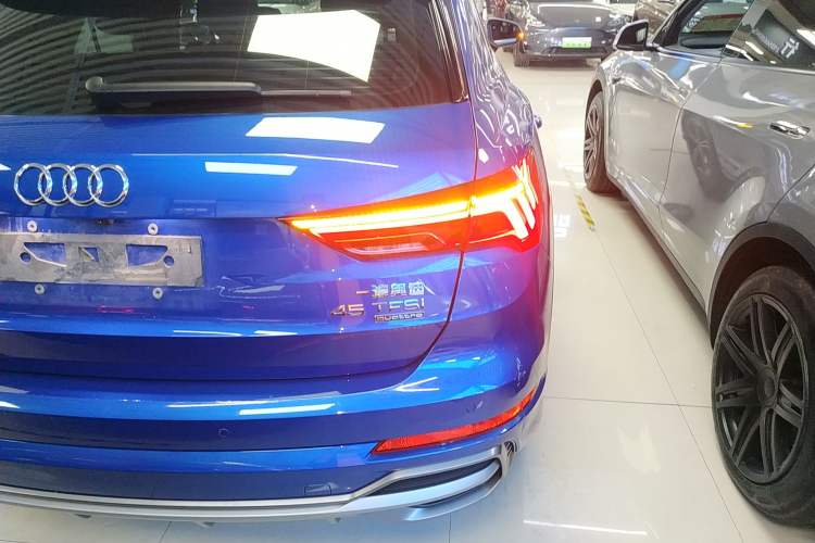 Used Audi Q3 2022 45 TFSI quattro Fashion Dynamic Model Exterior 3
