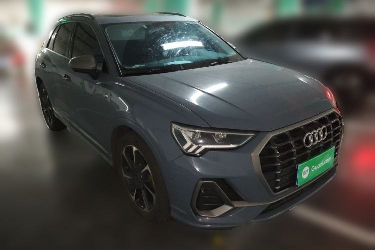 Used Audi Q3 2022 40 TFSI RS Package Performance Model Front Right 45 Deg