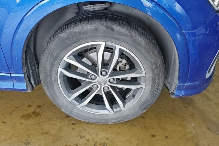 Used Audi Q3 2022 35 TFSI Progressive Dynamic Edition Right Front Wheel Hub