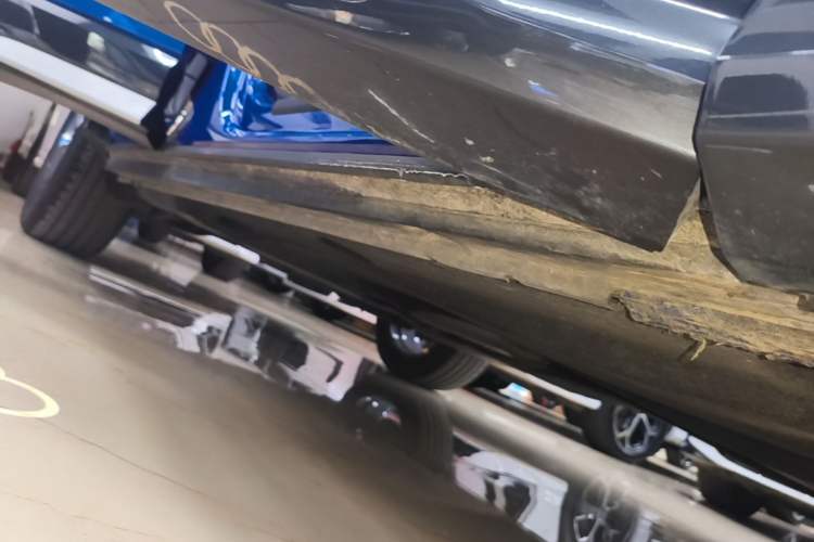Used Audi Q3 2022 35 TFSI Fashionable and Elegant Model Right Side Sill