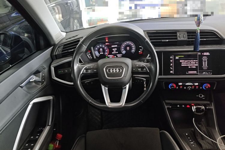 Used Audi Q3 2022 35 TFSI Progressive Dynamic Edition Steering Wheel
