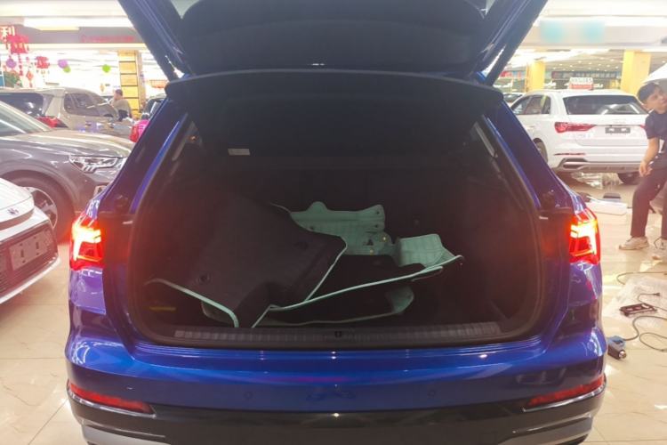 Used Audi Q3 2022 35 TFSI Fashionable and Elegant Model Trunk