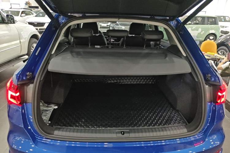 Used Audi Q3 2022 40 TFSI Fashion Dynamic Model Trunk