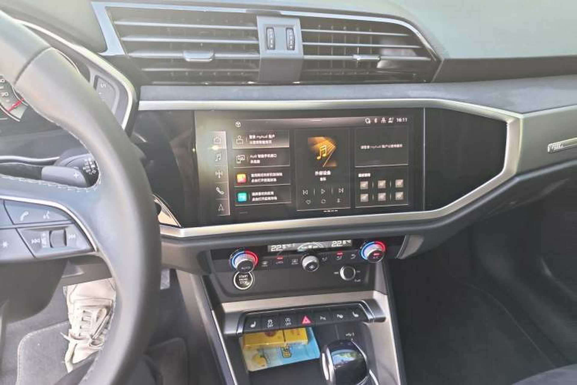 Used Audi Q3 2022 35 TFSI Fashion Dynamic Model Audio And AC Panel