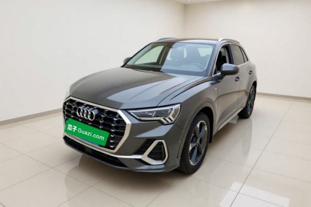 Ojetý Audi Q3 2022 35 TFSI Fashion Dynamic Model