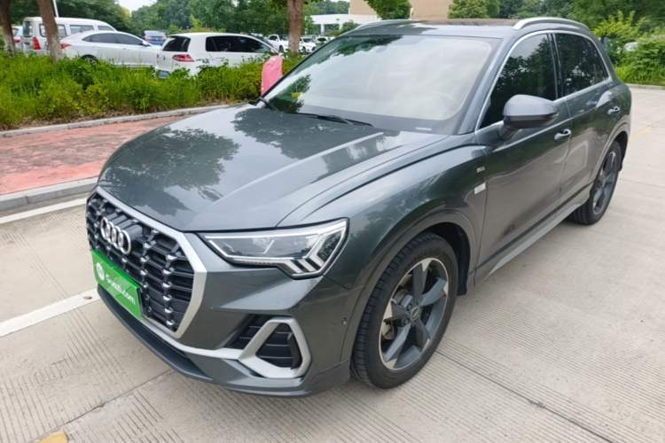 Used Audi Q3 2022 35 TFSI Fashion Dynamic Model Guazi used car, China used car export, Used car for sale, Used  cars, Cheapest cars for sale