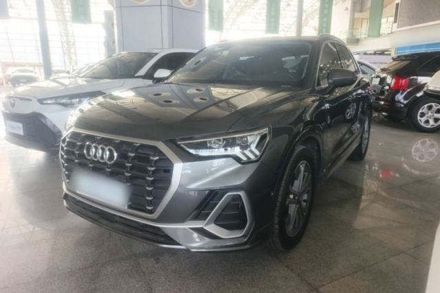 Used Audi Q3 2022 40 TFSI Fashion Dynamic Model
